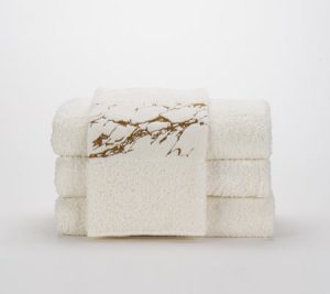 Bath Linen: Towels